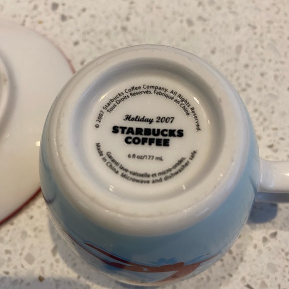 Starbucks Holiday 2007 Mug with Oval Saucer - Picture 3 of 5